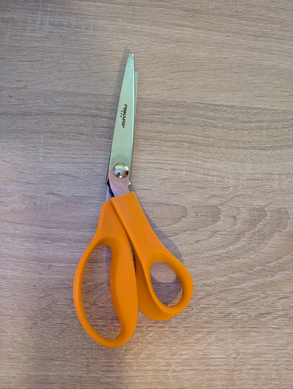 Fiskars 9" Decorative Edge Craft Scissors – Orange Handles